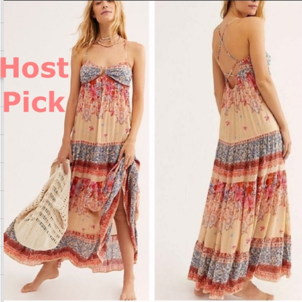 🦋Free People Boho/floral print maxi dress🦋